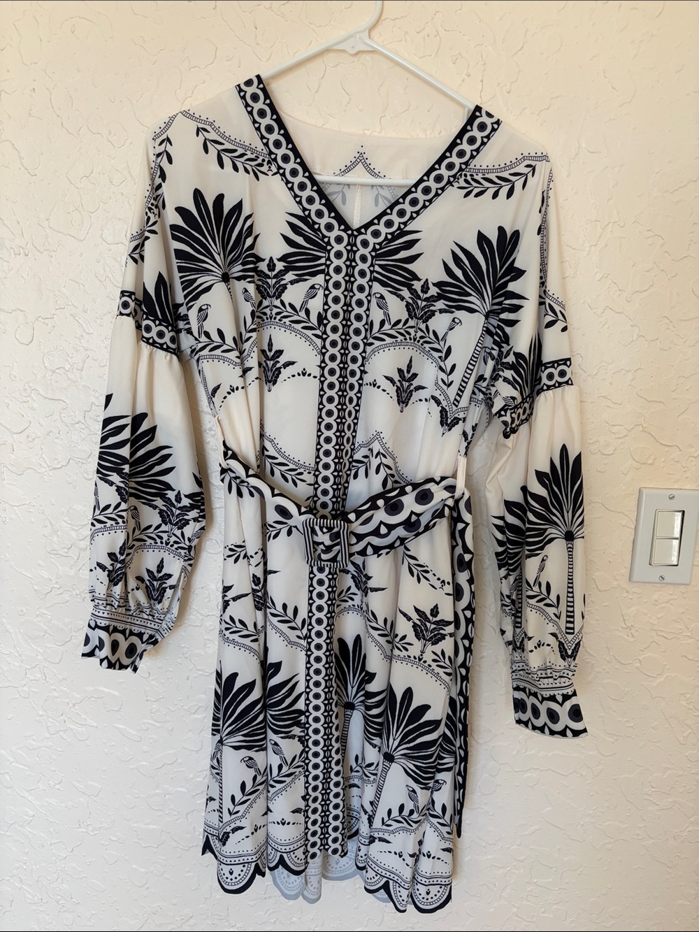 Women's Black & White Printed Belted V-Neck Dress